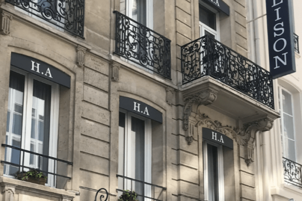 FACADE HOTEL PAGE LANDING-min